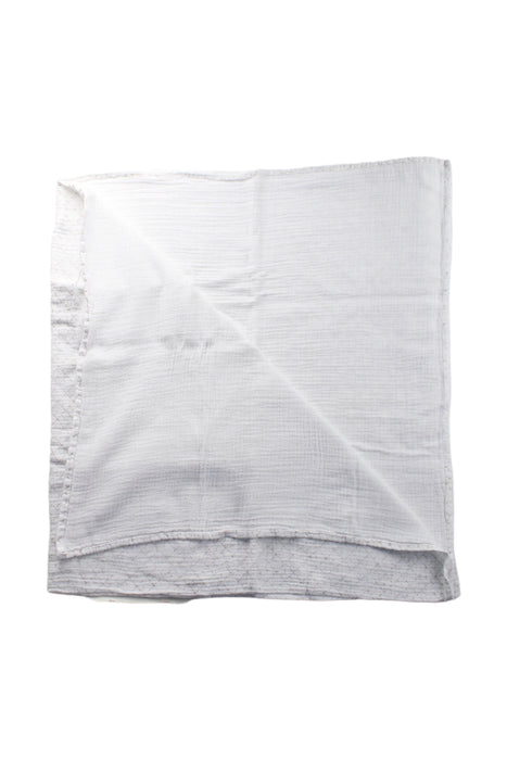 A White Blankets from Aden & Anais in size O/S for neutral. (Back View)