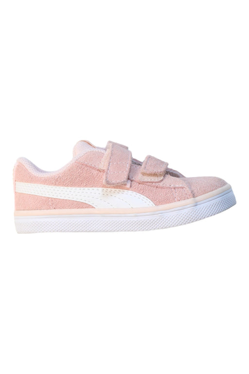 A Pink Sneakers from Puma in size 18-24M for girl. (Front View)