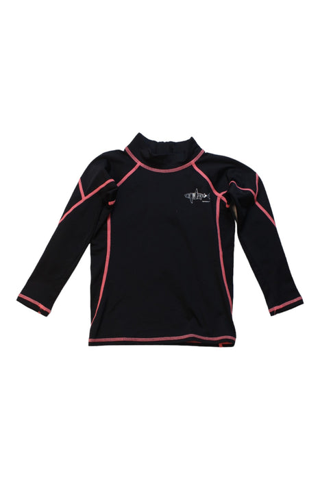 A Black Rash Guards from Aquasport in size 2T for boy. (Front View)