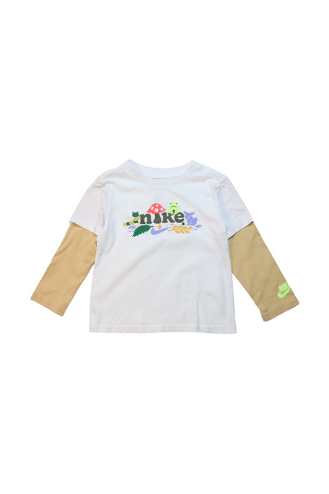 A Multicolour Long Sleeve T Shirts from Nike in size 2T for girl. (Front View)