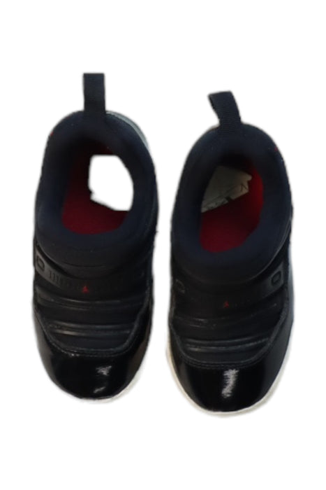 A Black Slip Ons from Air Jordan in size 3T for boy. (Back View)