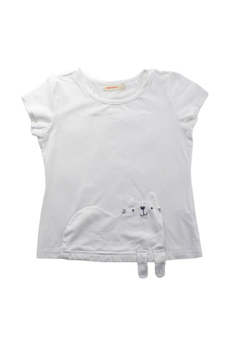 A White Short Sleeve T Shirts from Momonittu in size 8Y for girl. (Front View)