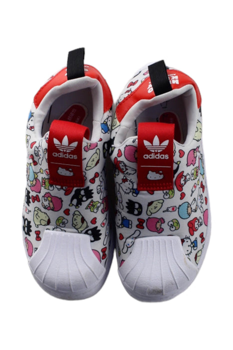 A White Slip Ons from Adidas in size 6T for girl. (Back View)