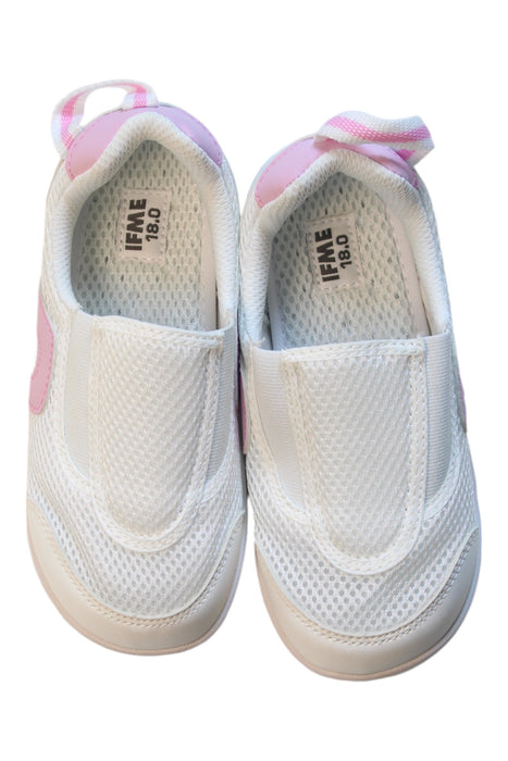 A White Slip Ons from IFME in size 5T for girl. (Back View)