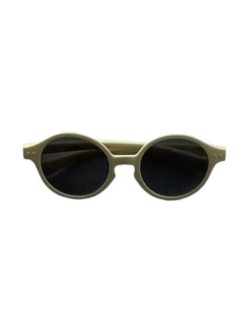 A Ivory Sunglasses from Izipizi in size 12-18M for neutral. (Front View)