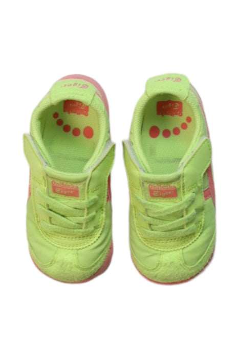 A Green Sneakers from Onitsuka Tiger in size 3T for girl. (Back View)