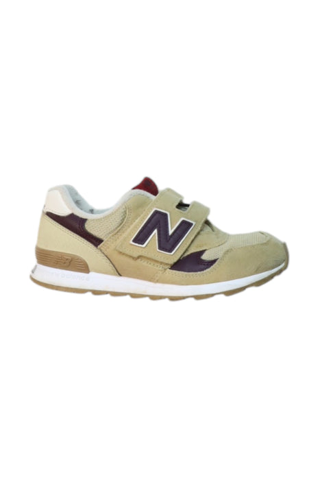 A Multicolour Sneakers from New Balance in size 6T for boy. (Front View)