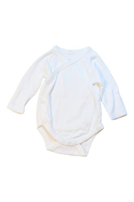 A White Long Sleeve Bodysuits from Mori in size 0-3M for neutral. (Front View)