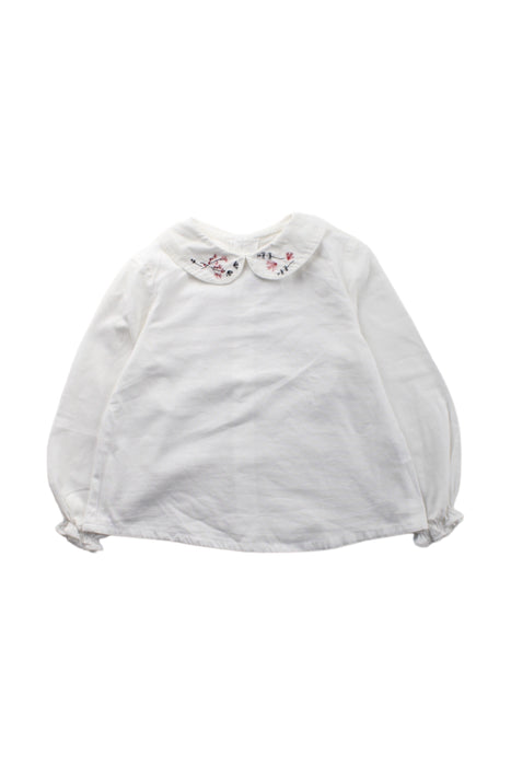 A White Long Sleeve Tops from Fina Ejerique in size 4T for girl. (Front View)