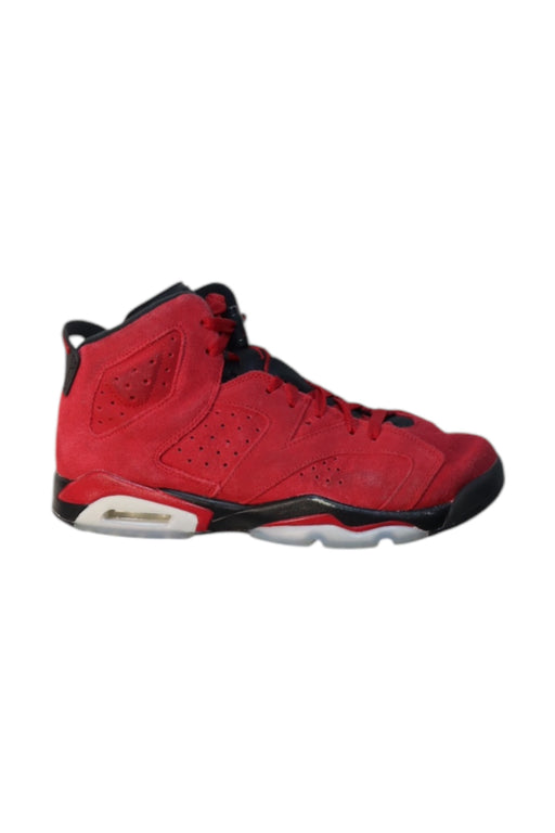 A Red Sneakers from Air Jordan in size 14Y for boy. (Front View)