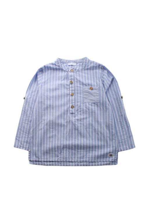 A Blue Long Sleeve Tops from Laranjinha in size 5T for boy. (Front View)