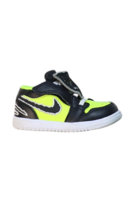 A Multicolour Sneakers from Air Jordan in size 18-24M for boy. (Front View)