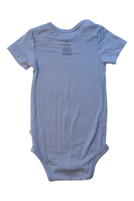 A Blue Short Sleeve Bodysuits from Kyte Baby in size 12-18M for neutral. (Back View)