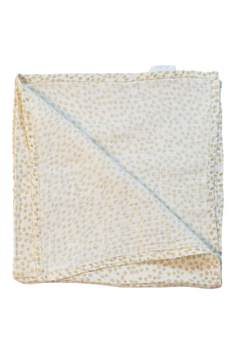 A White Blankets from Konges Sløjd in size O/S for neutral. (Back View)