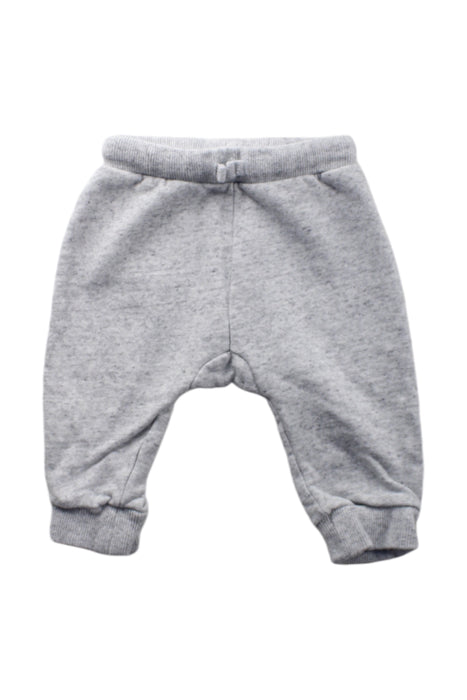 A Grey Sweatpants from Seed in size 6-12M for boy. (Front View)