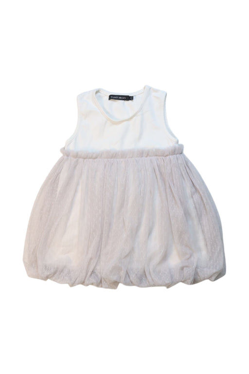 A Ivory Sleeveless Dresses from Le Petit Society in size 2T for girl. (Front View)