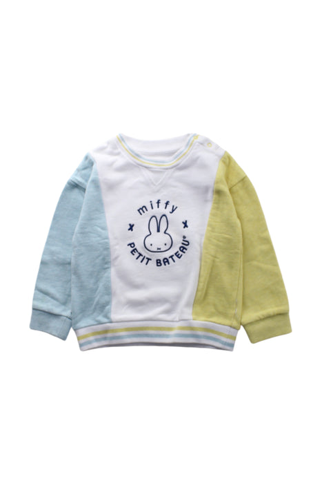 A White Crewneck Sweatshirts from Petit Bateau in size 2T for boy. (Front View)