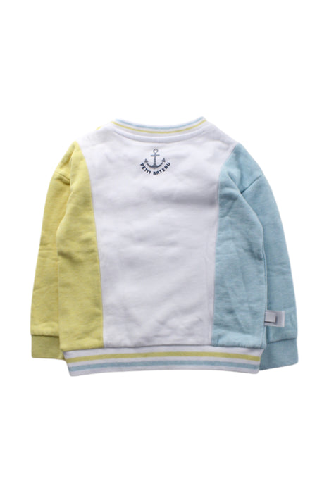 A White Crewneck Sweatshirts from Petit Bateau in size 2T for boy. (Back View)