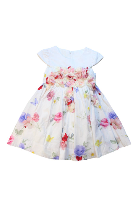 A White Short Sleeve Dresses from Lapin House in size 5T for girl. (Front View)