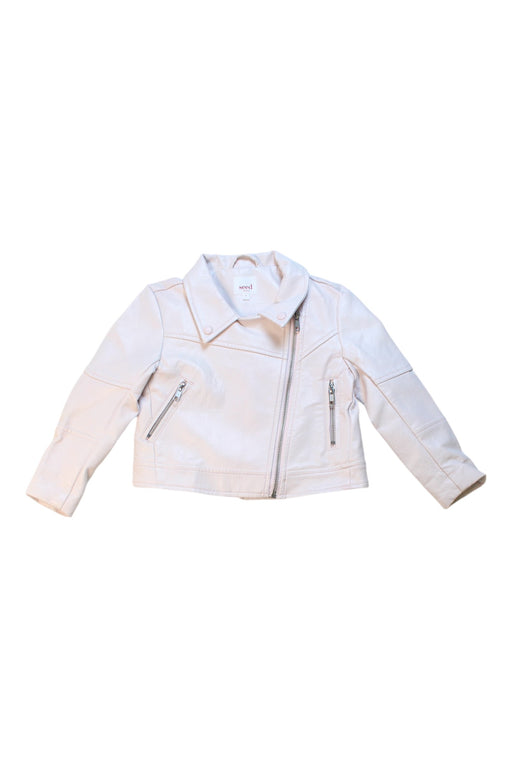 A White Lightweight Jackets from Seed in size 4T for girl. (Front View)