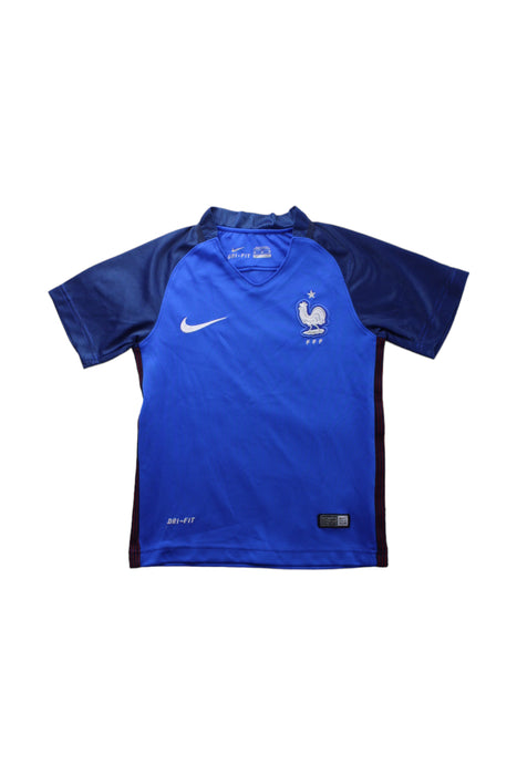 A Blue Short Sleeve T Shirts from Nike in size 8Y for boy. (Front View)