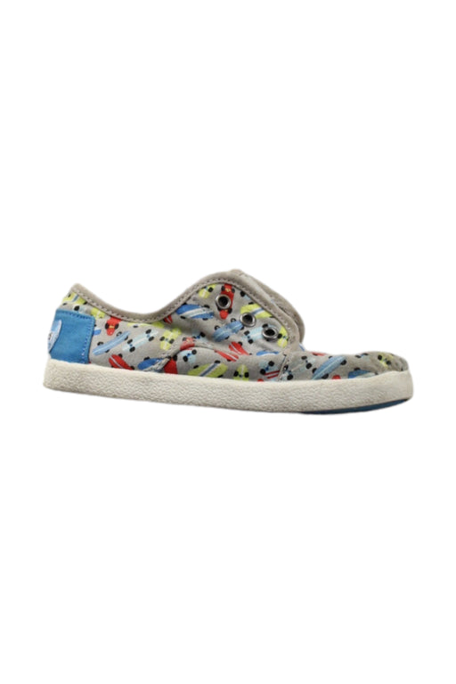 A Grey Slip Ons from Toms in size 4T for boy. (Front View)