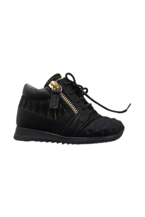 A Black Sneakers from Giuseppe Zanotti in size 12-18M for girl. (Front View)