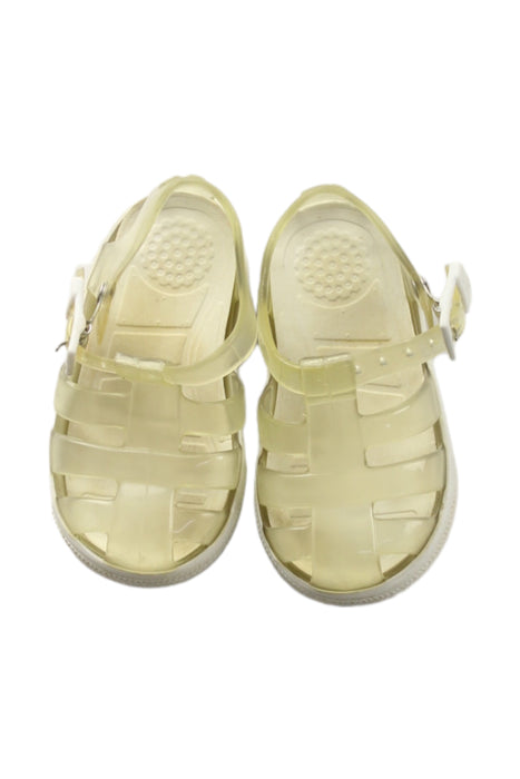 A White Sandals from Igor in size 12-18M for girl. (Back View)