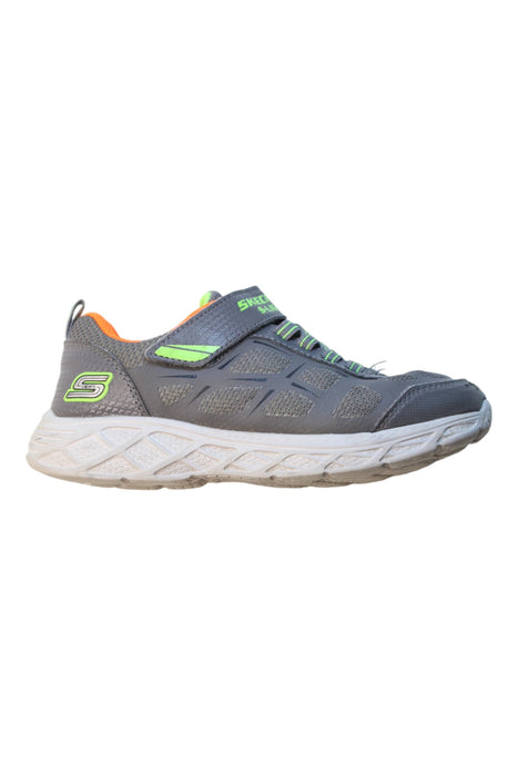 A Multicolour Sneakers from Skechers in size 9Y for neutral. (Front View)