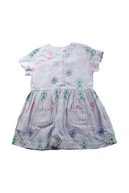 A White Short Sleeve Dresses from Seed in size 3T for girl. (Front View)