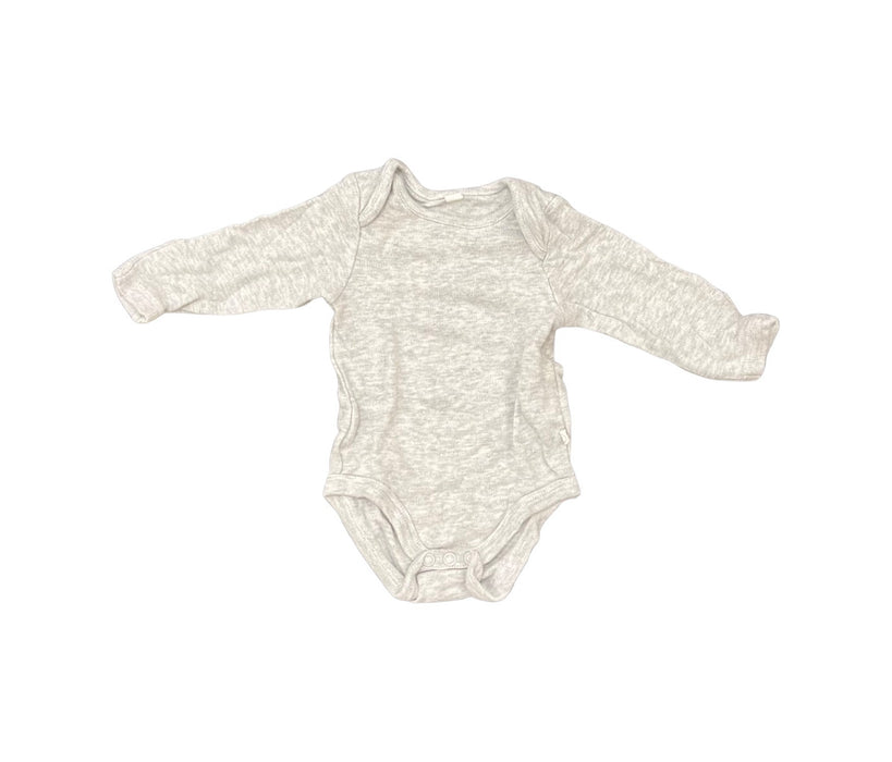 A Grey Long Sleeve Bodysuits from Mori in size 0-3M for neutral. (Front View)