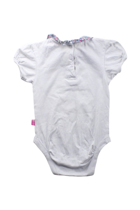 A White Short Sleeve Bodysuits from Jojo Maman Bébé in size 6-12M for girl. (Back View)