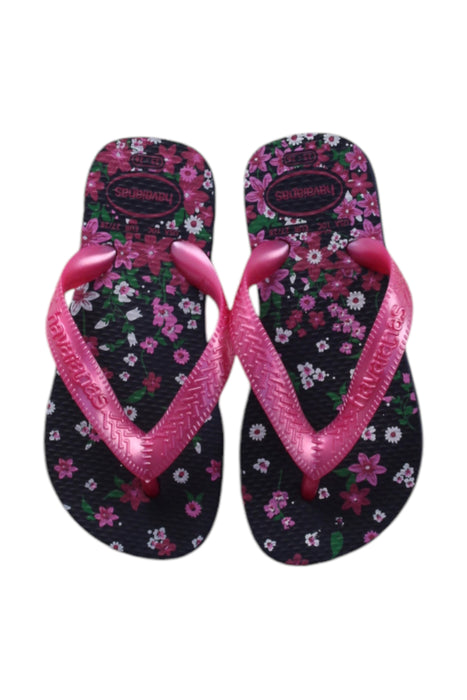 A Black Flip Flops from Havaianas in size 5T for girl. (Back View)