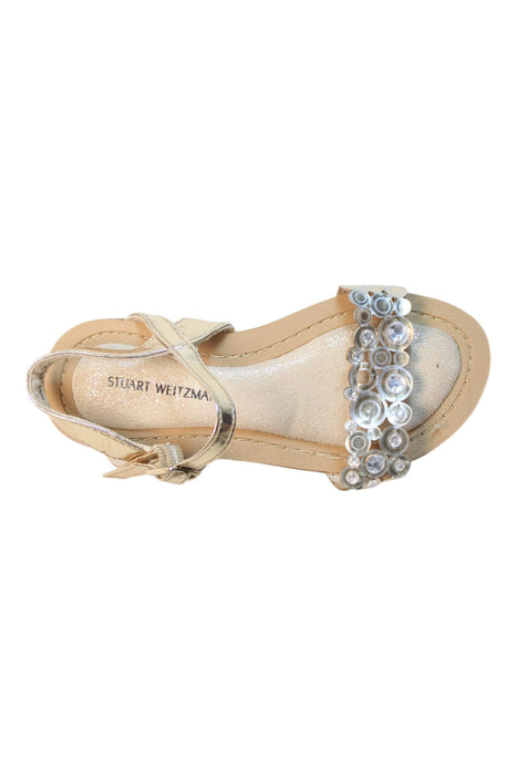 A Beige Sandals from Stuart Weitzman in size 5T for girl. (Front View)