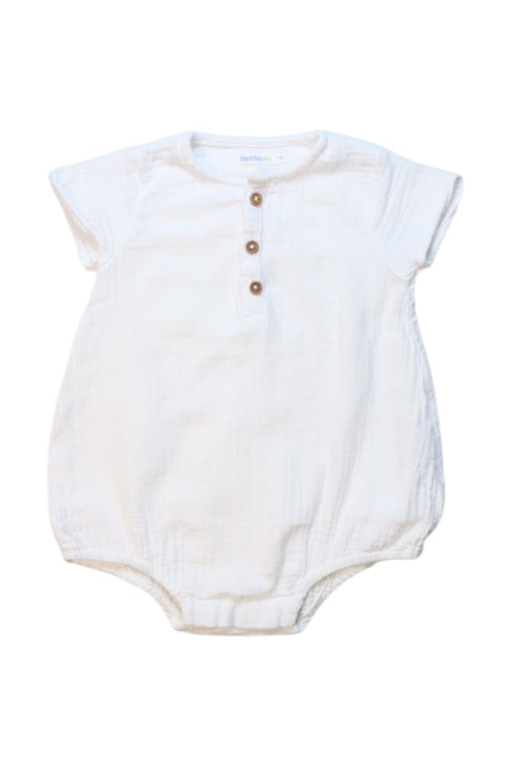 A White Short Sleeve Rompers from Bout'Chou in size 6-12M for neutral. (Front View)