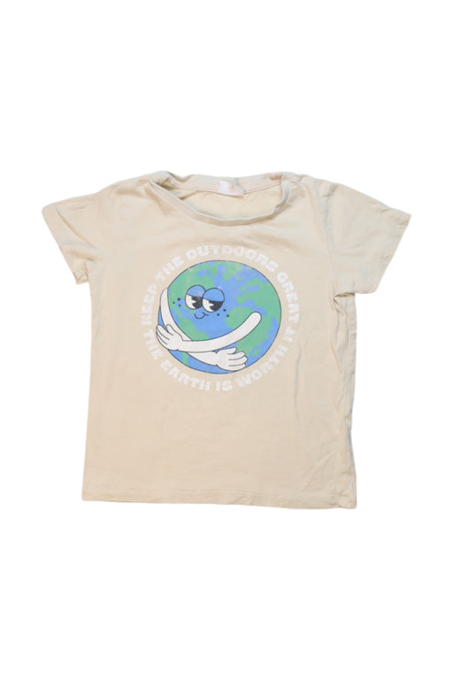 A Beige Short Sleeve T Shirts from Seed in size 5T for boy. (Front View)