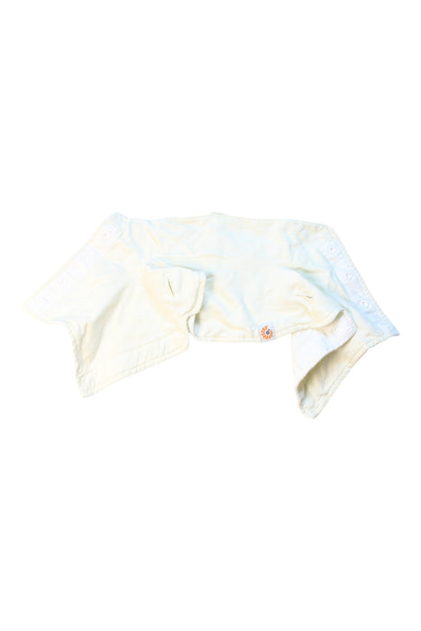 A Ivory Bibs from Ergobaby in size O/S for neutral. (Front View)