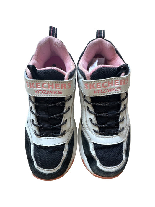 A Black Sneakers from Skechers in size 7Y for neutral. (Front View)