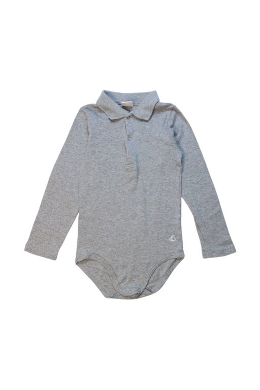 A Grey Long Sleeve Bodysuits from Petit Bateau in size 3T for boy. (Front View)