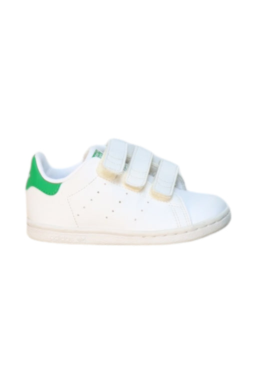 A White Sneakers from Adidas in size 4T for neutral. (Front View)