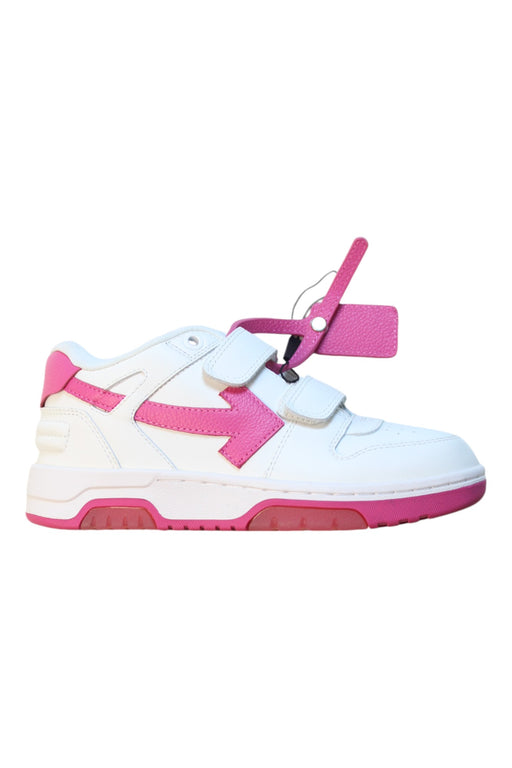 A Pink Sneakers from Off-White in size 6T for girl. (Front View)