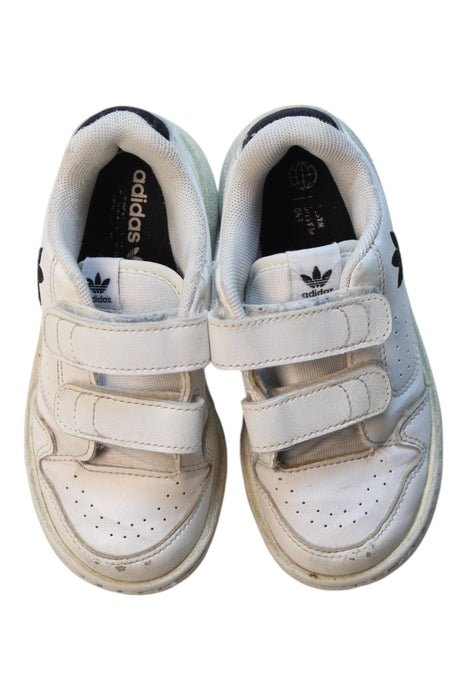 A White Sneakers from Adidas in size 4T for neutral. (Back View)