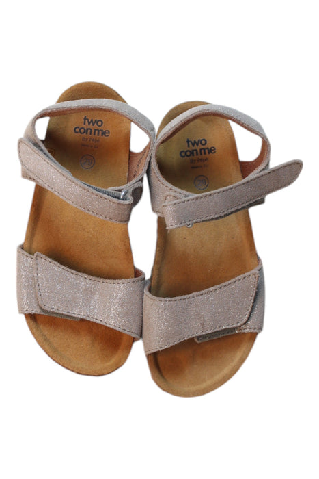 A Gold Sandals from PePe in size 5T for girl. (Back View)