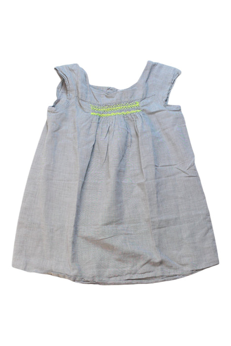 A Grey Sleeveless Dresses from Bonpoint in size 4T for girl. (Front View)