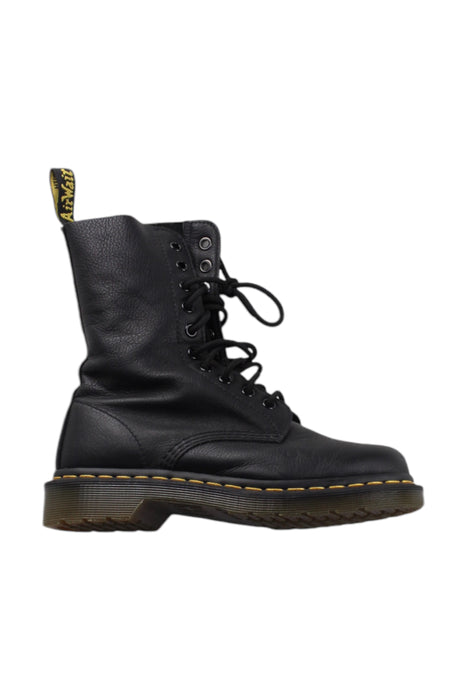 A Black Casual Boots from Dr. Martens in size 12Y for neutral. (Front View)