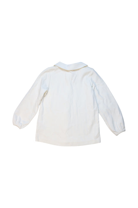 A White Long Sleeve Shirts from Momonittu in size 4T for girl. (Back View)