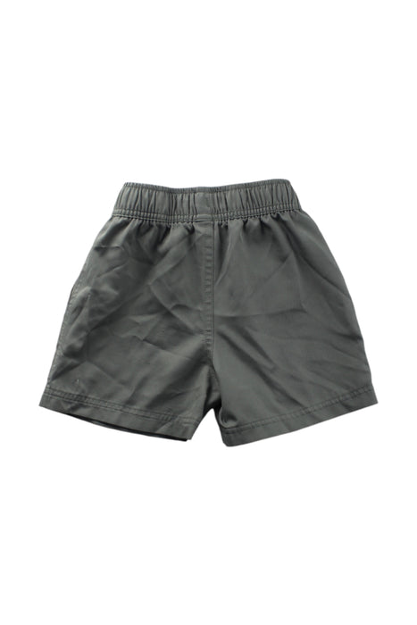 A Green Shorts from Abercrombie & Fitch in size 5T for neutral. (Back View)