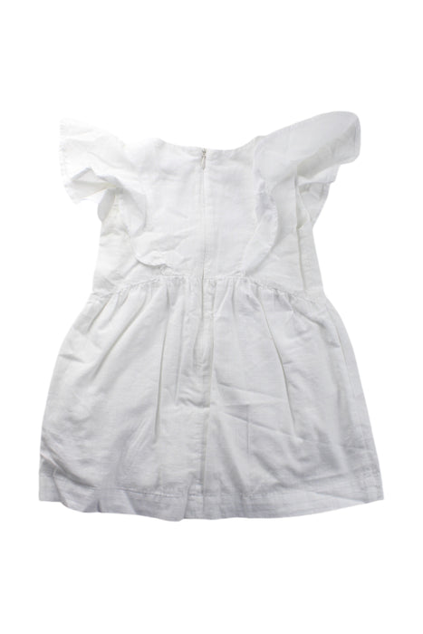 A White Short Sleeve Dresses from Chateau de Sable in size 2T for girl. (Back View)