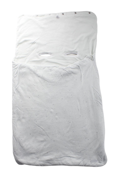 A White Sleepsacs from Petit Bateau in size O/S for neutral. (Front View)