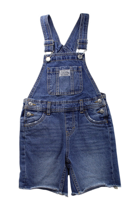 A Blue Overall Shorts from Levi's in size 6T for neutral. (Front View)